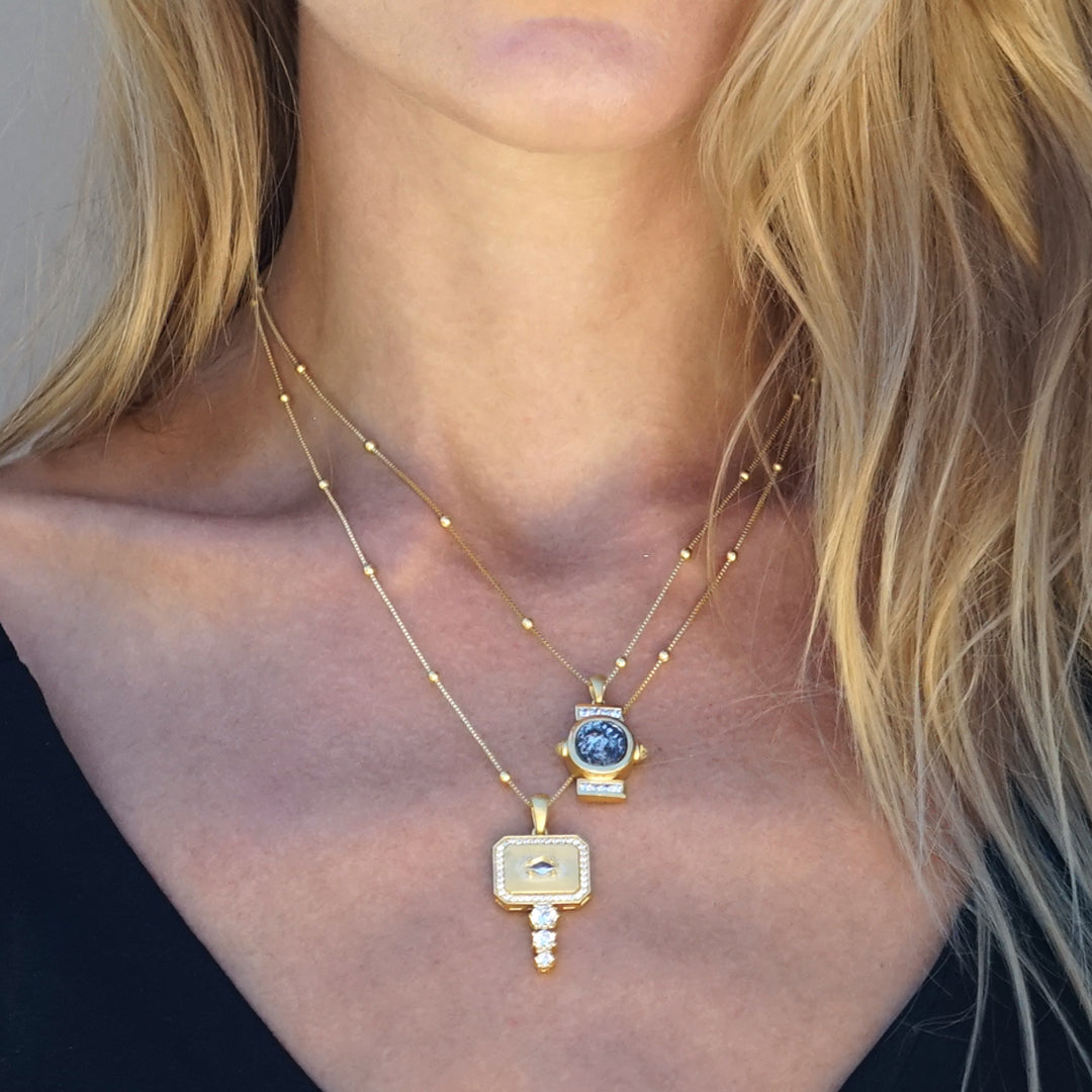 Tat2 N774 Leon Necklace in GLD/VS-CLR
