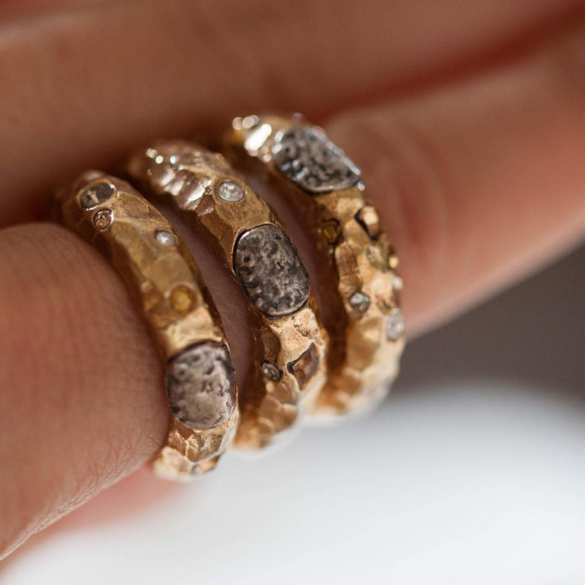 Tat2 Three Row Coin Ring R029
