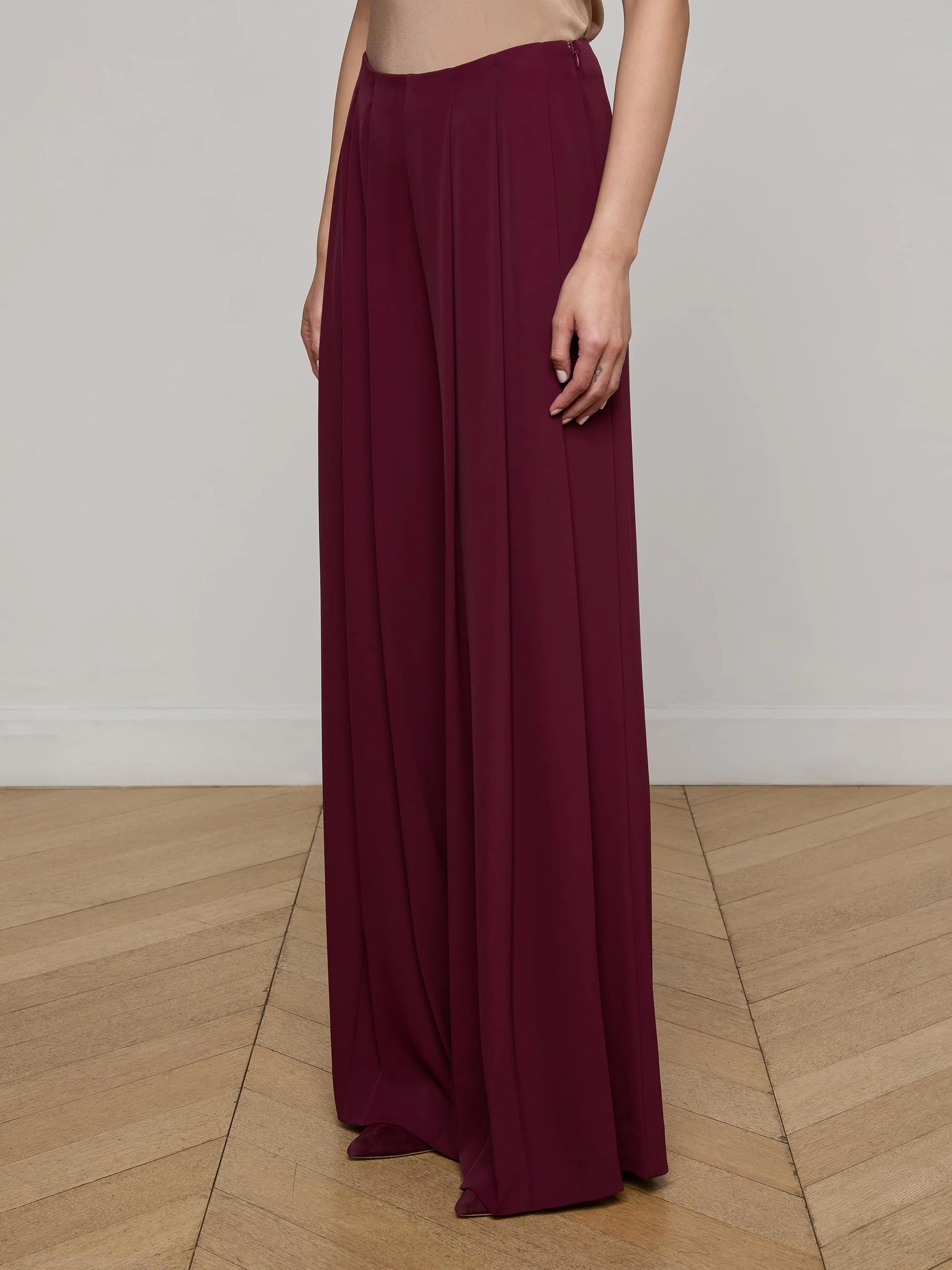 L'Agence Nova Pleated Pant 2854PHP