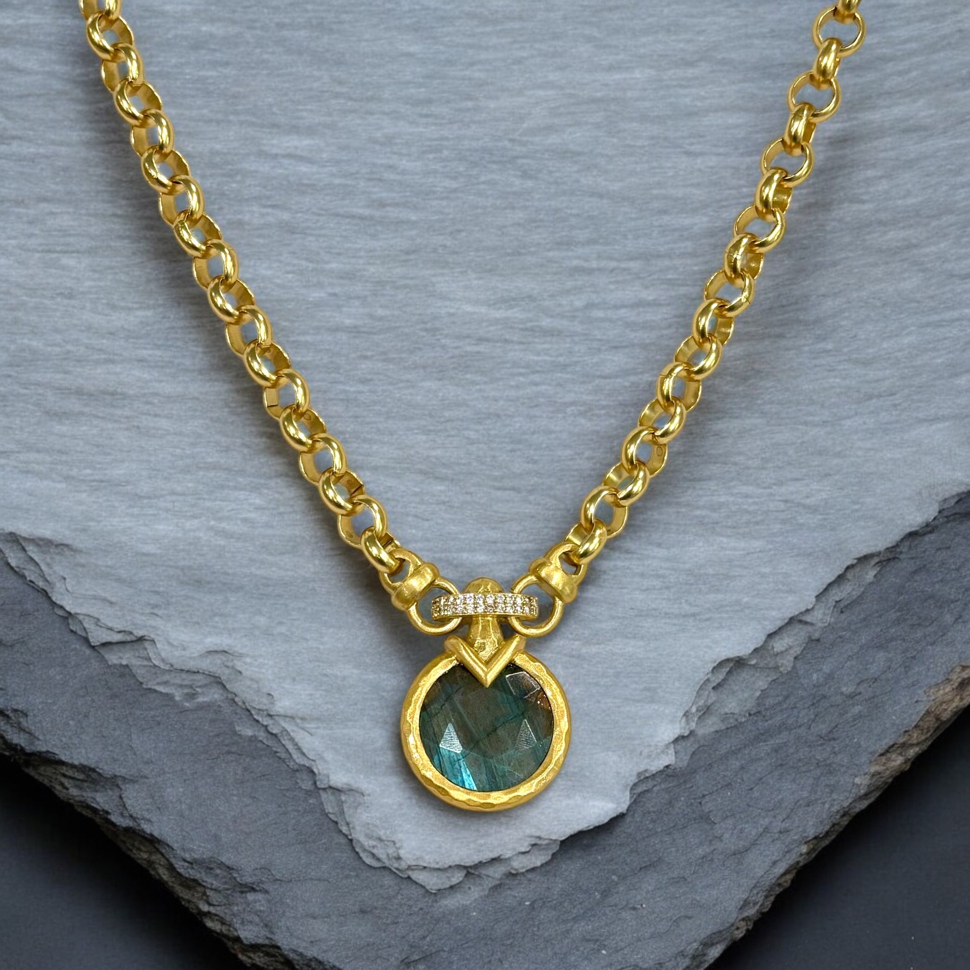 TAT2 Vecchio N803 Necklace in Gold