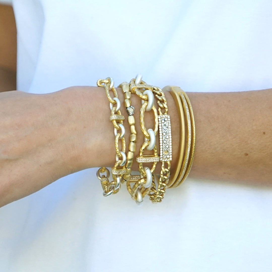 TAT2 B403 Pave Ravelle Hammered Chain Bracelet